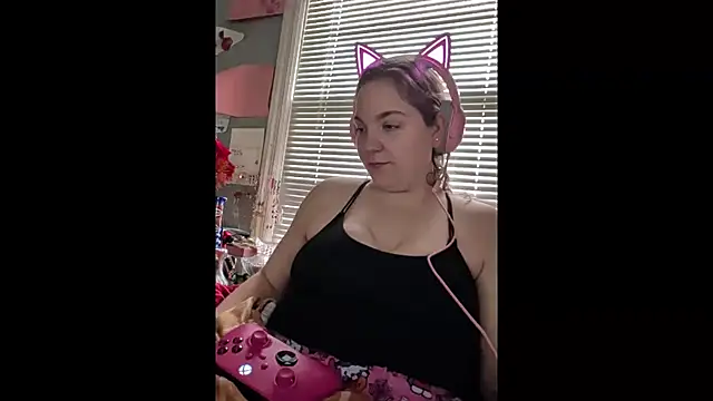 Snapshot of jessiekxxx chatting on 11/15/25, 05:53 jessiekxxx online show from 11/15/25, 05:53