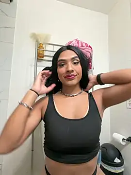 Ashleythelatina online show from 11/29/25, 10:35