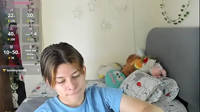 Felix kitty online show from 11/20/25, 07:57