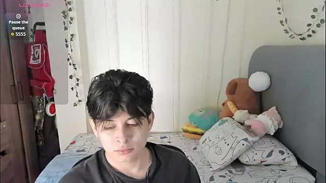 Felix kitty online show from 02/17/26, 06:58