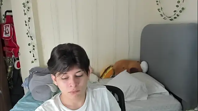 Felix kitty online show from 02/24/26, 06:50