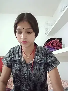Mohnicute online show from 05/16/26, 09:17
