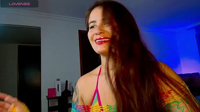 Loreleibell  online show from 11/18/25, 02:28