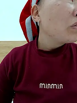 girl-hot2x online show from 01/15/26, 01:05