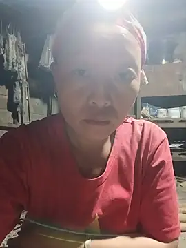 girl-hot2x online show from 07/02/26, 10:16