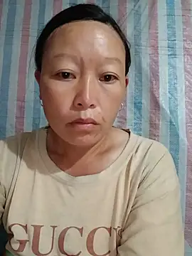 girl-hot2x online show from 07/08/26, 06:34