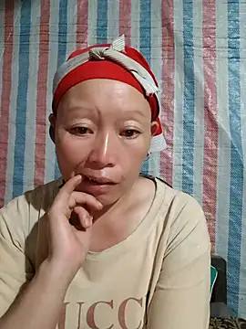 girl-hot2x online show from 08/02/26, 12:58