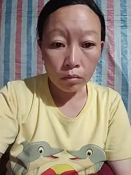 girl-hot2x online show from 08/04/26, 06:10