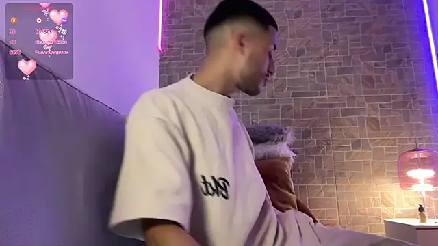 MrandMrsRivas online show from 12/19/25, 06:48