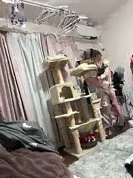 funcoupleshun01 online show from 12/03/25, 10:35