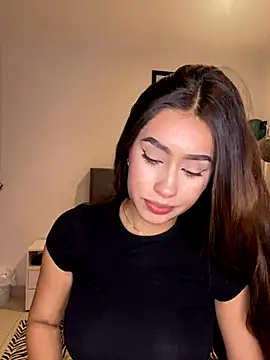 Snapshot of lauren_clauz chatting on 12/03/25, 01:13 lauren clauz online show from 12/03/25, 01:13