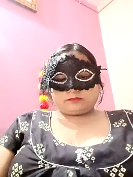 meera hotty online show from 11/13/25, 06:12