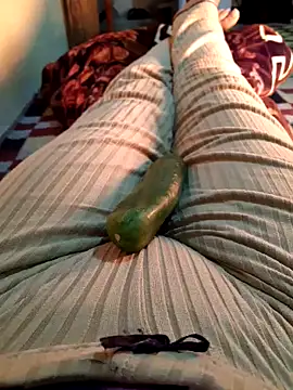 Snapshot of Tota_sexi chatting on 12/01/25, 09:42 Tota sexi online show from 12/01/25, 09:42