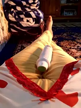 Snapshot of Tota_sexi chatting on 01/17/26, 06:22 Tota sexi online show from 01/17/26, 06:22