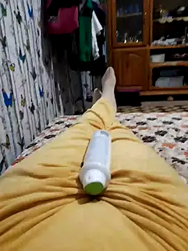 Snapshot of Tota_sexi chatting on 02/27/26, 01:00 Tota sexi online show from 02/27/26, 01:00