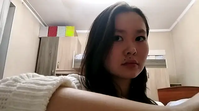 HuldaKye online show from 11/20/25, 12:27