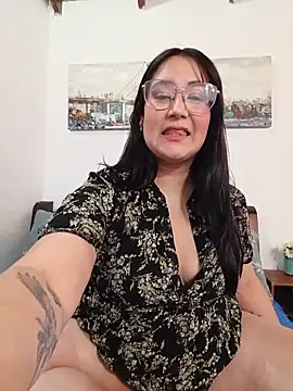 SaloGray8 online show from 05/22/26, 01:06