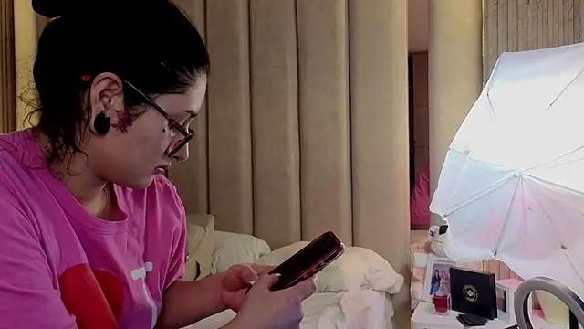 Iamnyxy online show from 11/28/25, 11:13