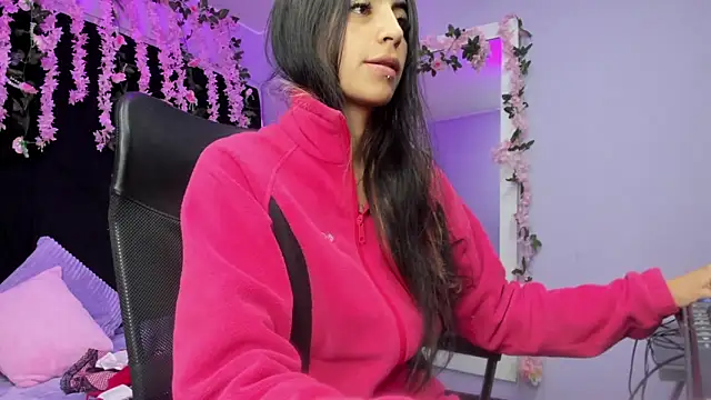 Noah Jonhs online show from 12/01/25, 12:32