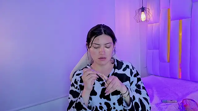 Brandy collinss online show from 02/07/26, 11:58