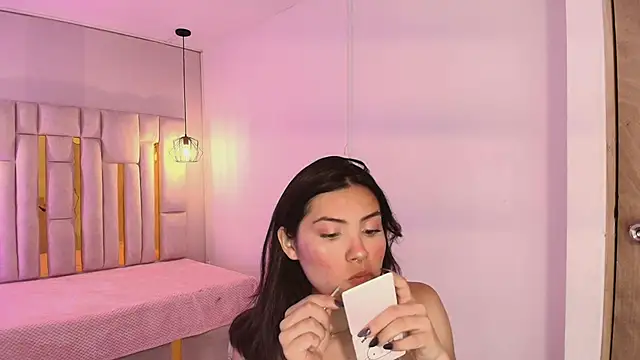 Brandy collinss online show from 04/11/26, 06:34