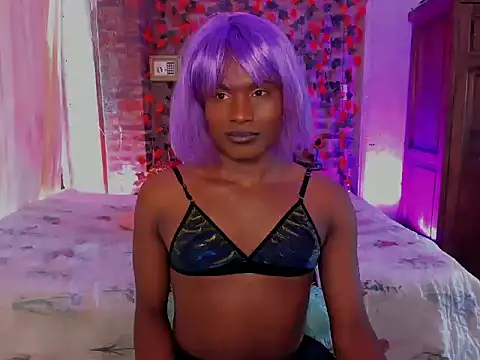 LaGoldenBitch online show from 12/01/25, 03:39