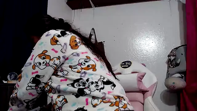 Tiff Dirty69 online show from 04/18/26, 02:15