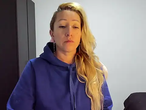 chrystal sl852 online show from 02/07/26, 01:42