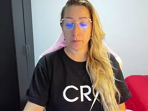 chrystal sl852 online show from 02/08/26, 02:26