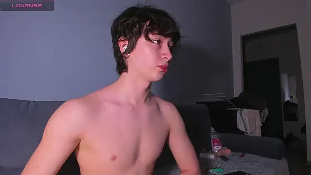 AlanReckless online show from 04/27/26, 05:44