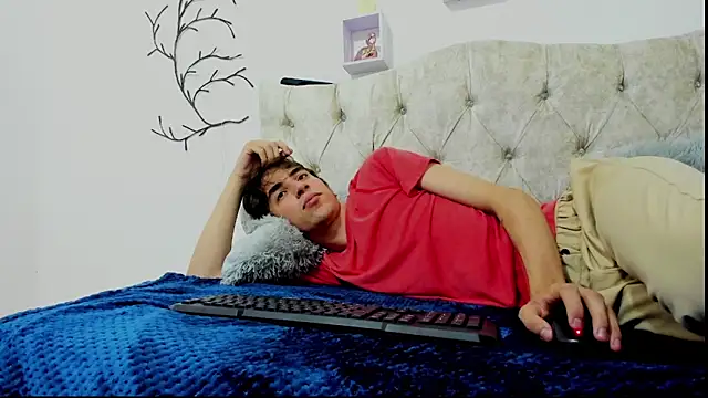 TerryGrace online show from 11/12/25, 07:46