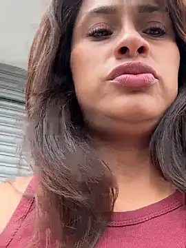 valeria absurdah online show from 02/05/26, 06:01