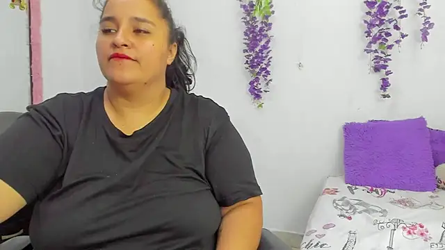  1Zoey online show from 02/15/26, 07:51