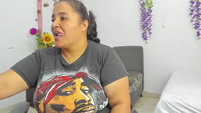  1Zoey online show from 02/20/26, 12:51