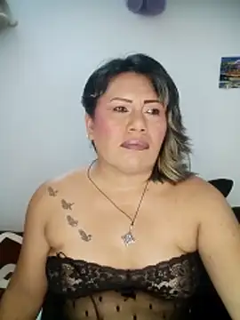 Snapshot of angi_daw chatting on 05/10/26, 03:23 angi daw online show from 05/10/26, 03:23