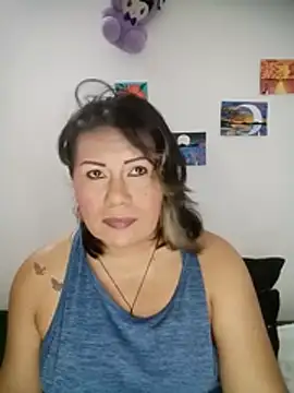 Snapshot of angi_daw chatting on 05/30/26, 02:41 angi daw online show from 05/30/26, 02:41