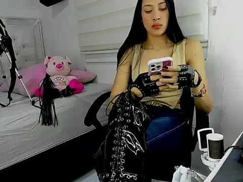 goddess of bitches online show from 02/07/26, 03:32