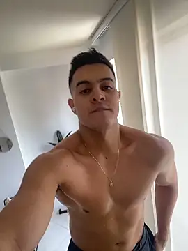 Mason bennet online show from 04/15/26, 03:30