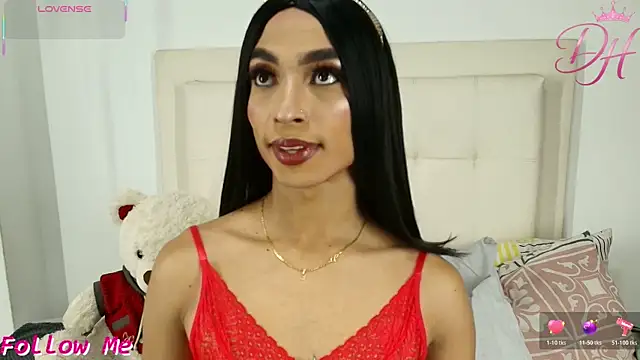 Daphne Hills online show from 03/30/26, 05:36