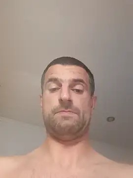 TwardyKierowca online show from 11/12/25, 07:53