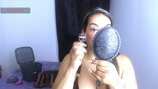 tasha velvet online show from 11/24/25, 01:22