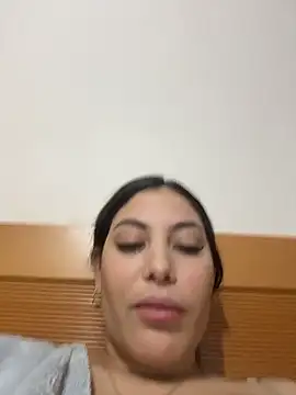 Anna Bitch Disgusting online show from 01/17/26, 06:18