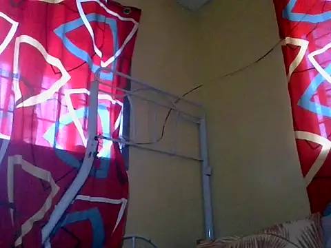 loriepinay46 online show from 06/06/26, 10:58