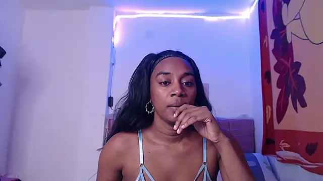 AishaOwens online show from 03/09/26, 08:46