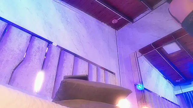 Snapshot of Caroline_palmerr chatting on 01/07/26, 03:09 Caroline palmerr online show from 01/07/26, 03:09