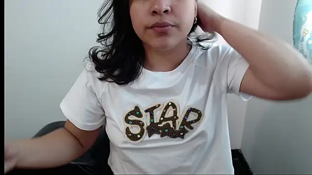 Snapshot of Little-rouse chatting on 02/03/26, 05:07 Little-rouse online show from 02/03/26, 05:07