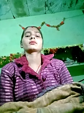 Snapshot of Nelug chatting on 11/15/25, 04:47 Nelug online show from 11/15/25, 04:47