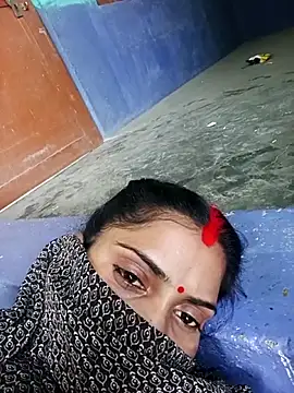 Snapshot of Pushpa_hotty chatting on 05/28/26, 03:48 Pushpa hotty online show from 05/28/26, 03:48