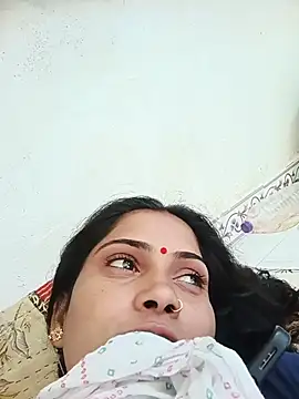 Snapshot of Pushpa_hotty chatting on 06/24/26, 05:28 Pushpa hotty online show from 06/24/26, 05:28