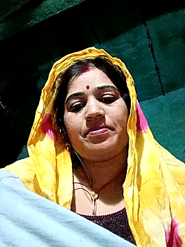 Hot kamla online show from 12/13/25, 11:43